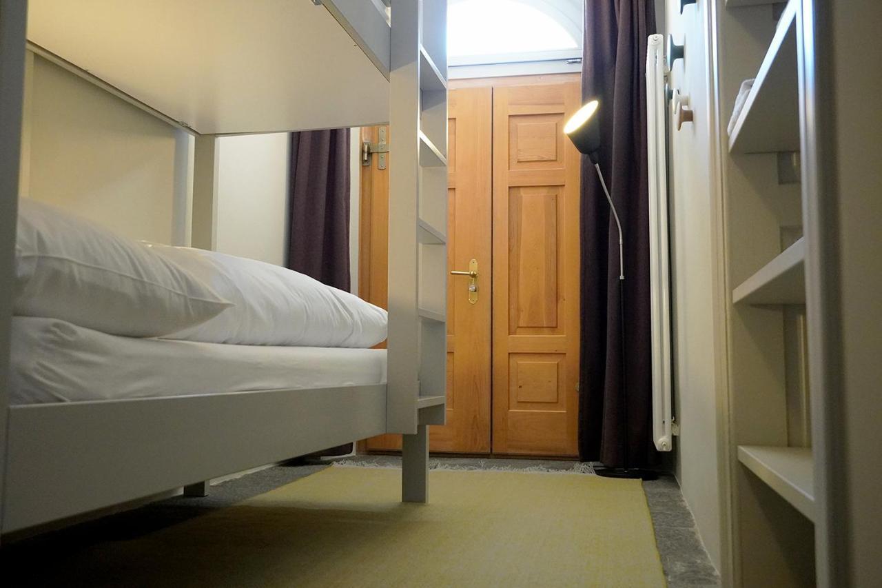 Chasa Fent, Sent Scuol Im Engadin Apartment Luaran gambar