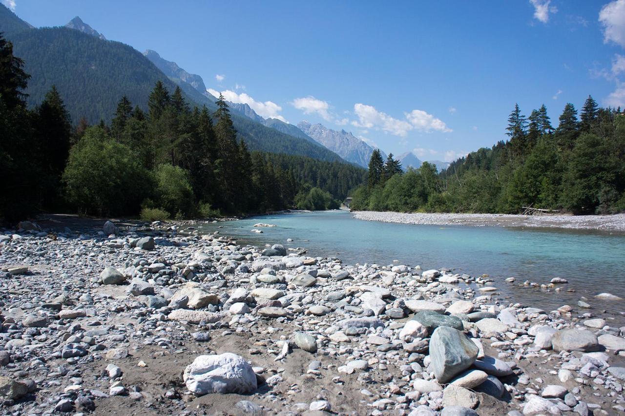 Chasa Fent, Sent Scuol Im Engadin Apartment Luaran gambar