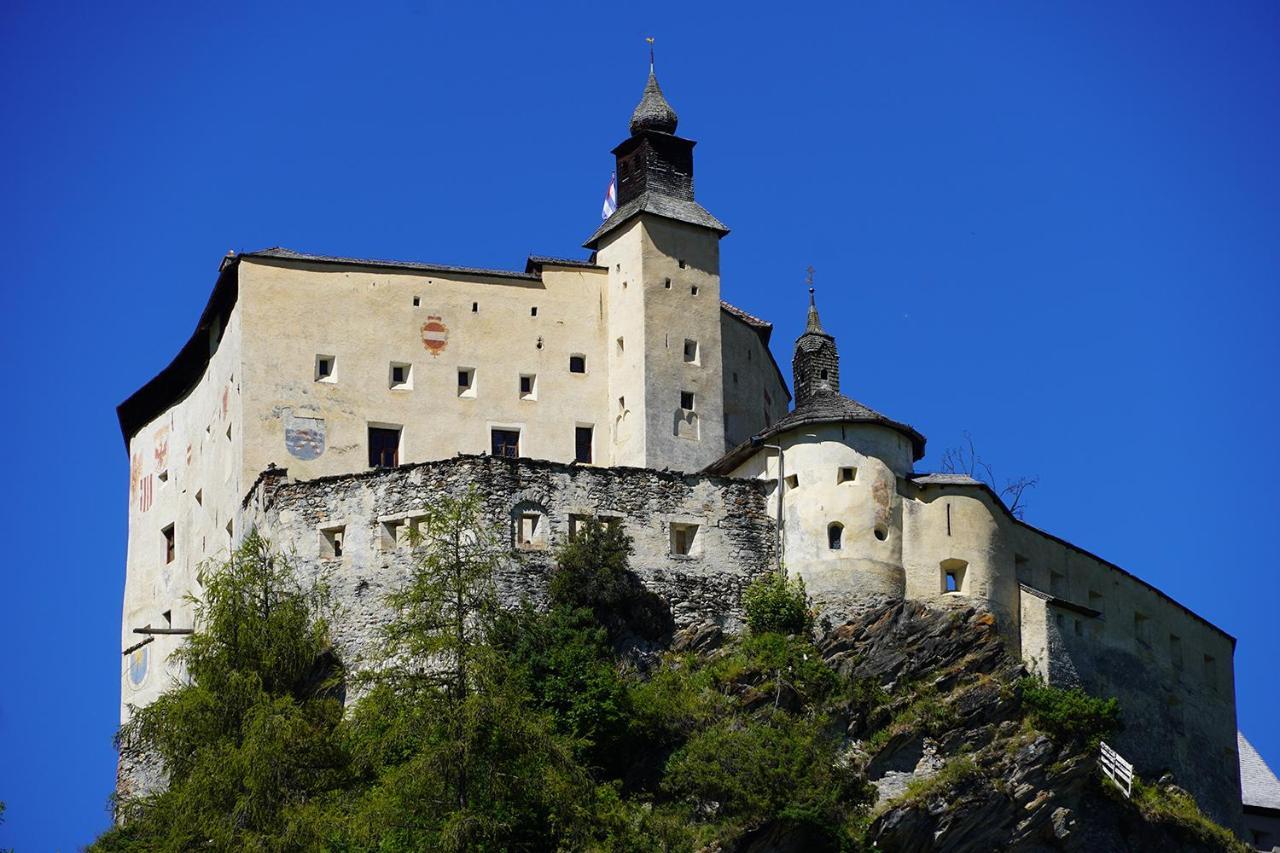 Chasa Fent, Sent Scuol Im Engadin Apartment Luaran gambar